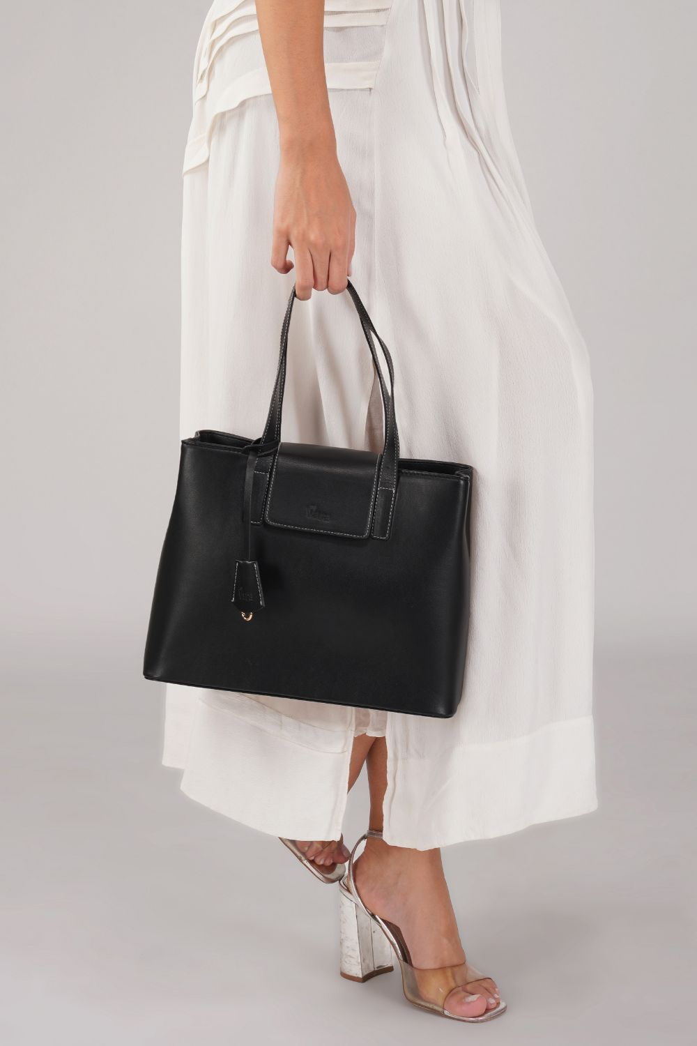 NueVara Tote Bag