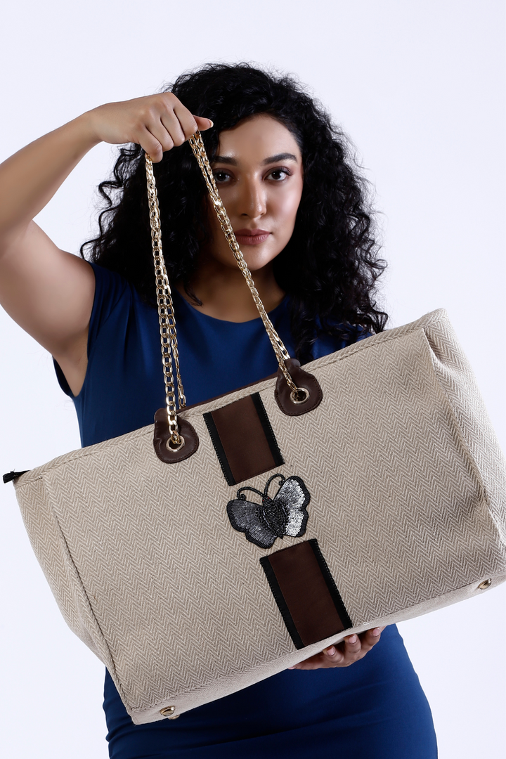 "Large Uber Chic Tote with chain  "