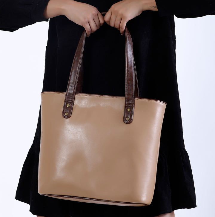 Metro Muse Tote Bag